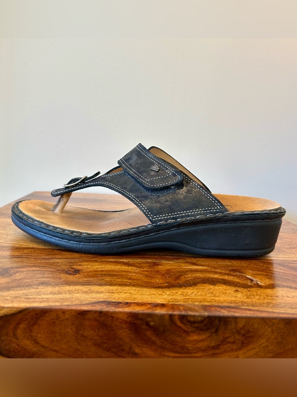 Finn Comfort Phucket Sandal Black Thong